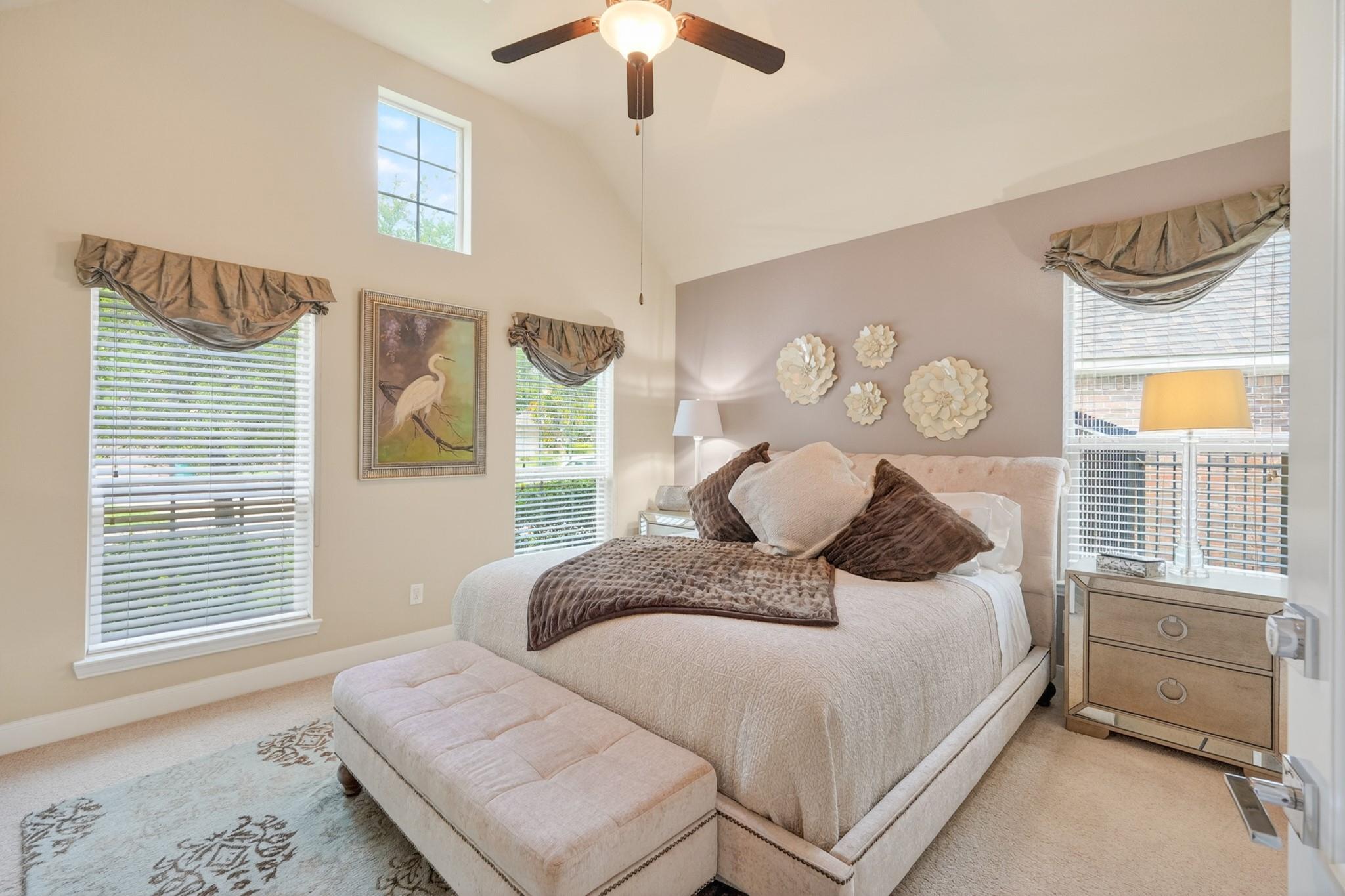 55 S Victoriana Circle