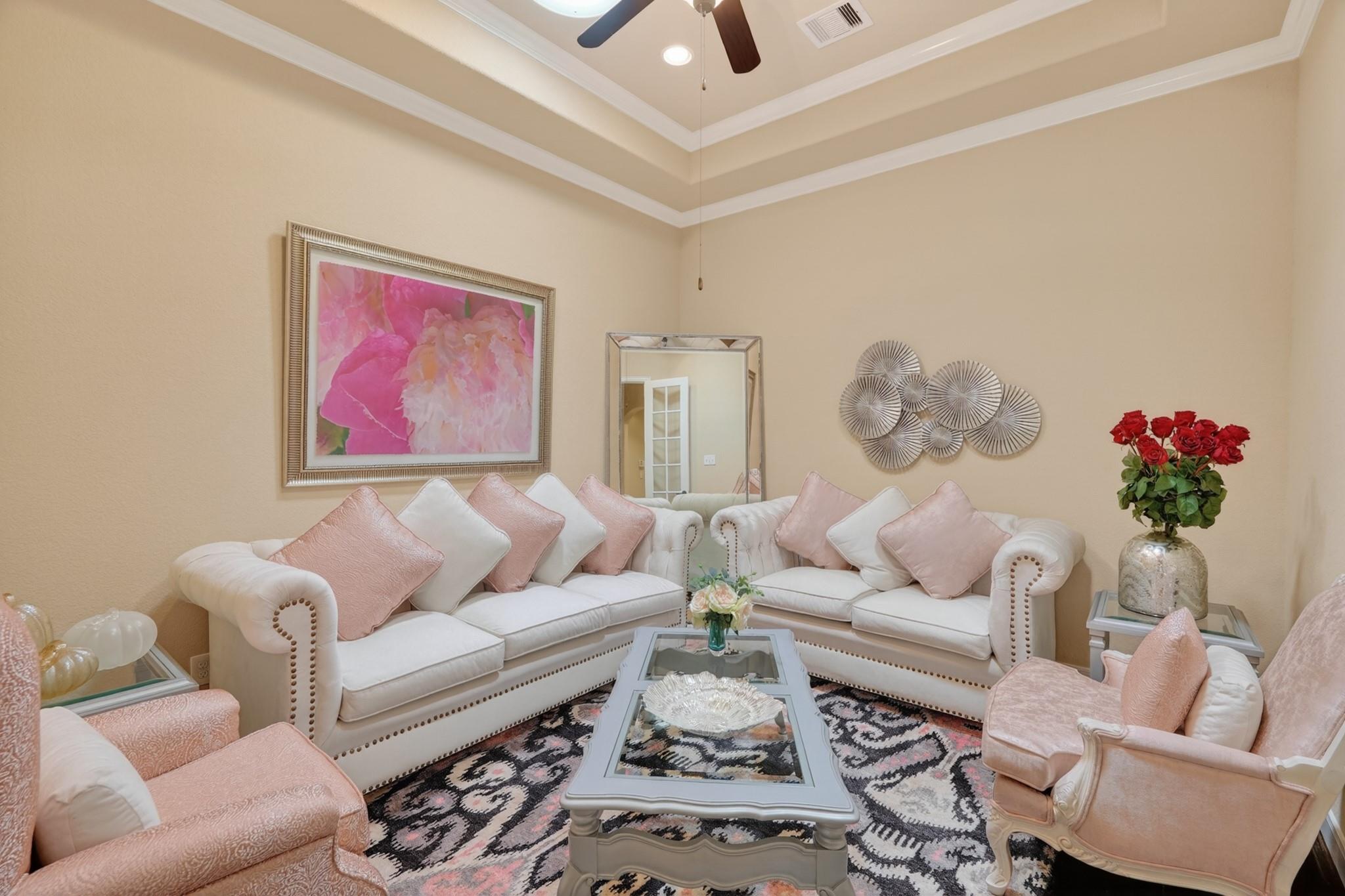 55 S Victoriana Circle
