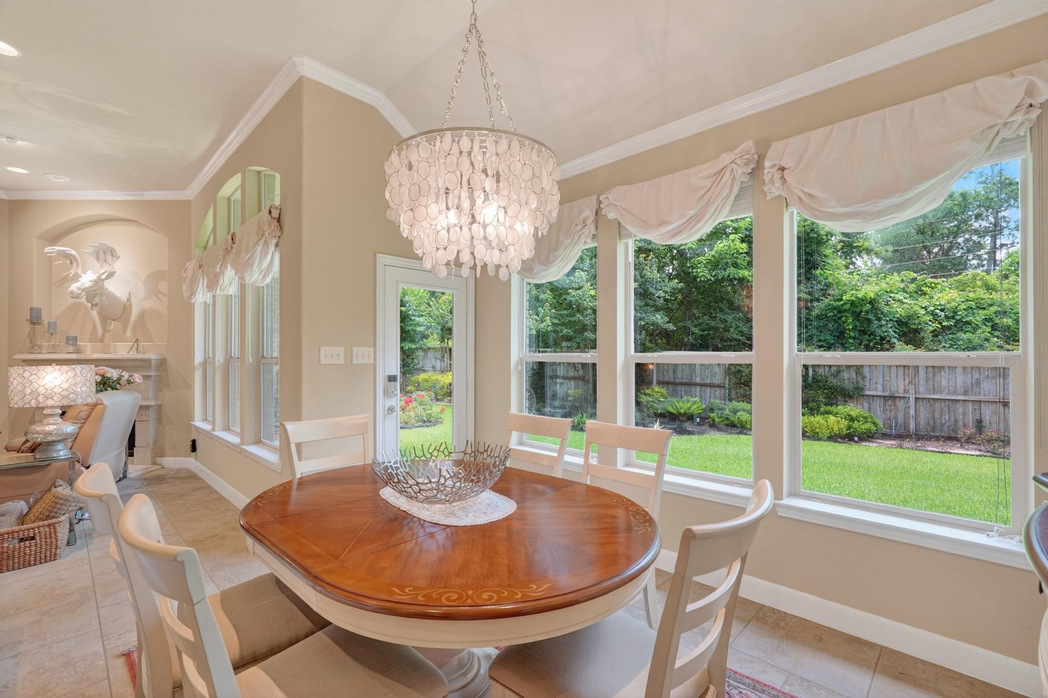 55 S Victoriana Circle