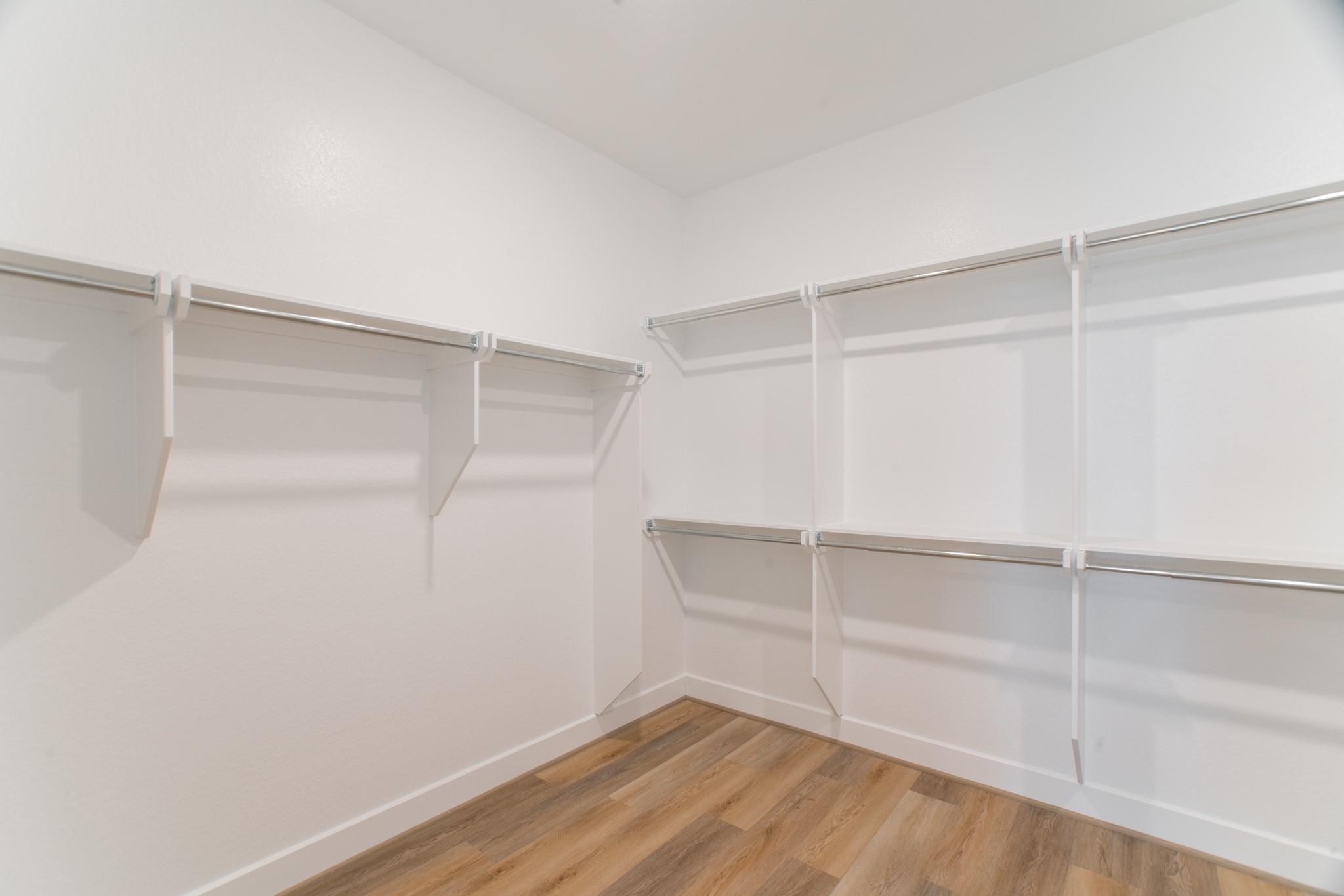 11 Mariposa Woods Drive