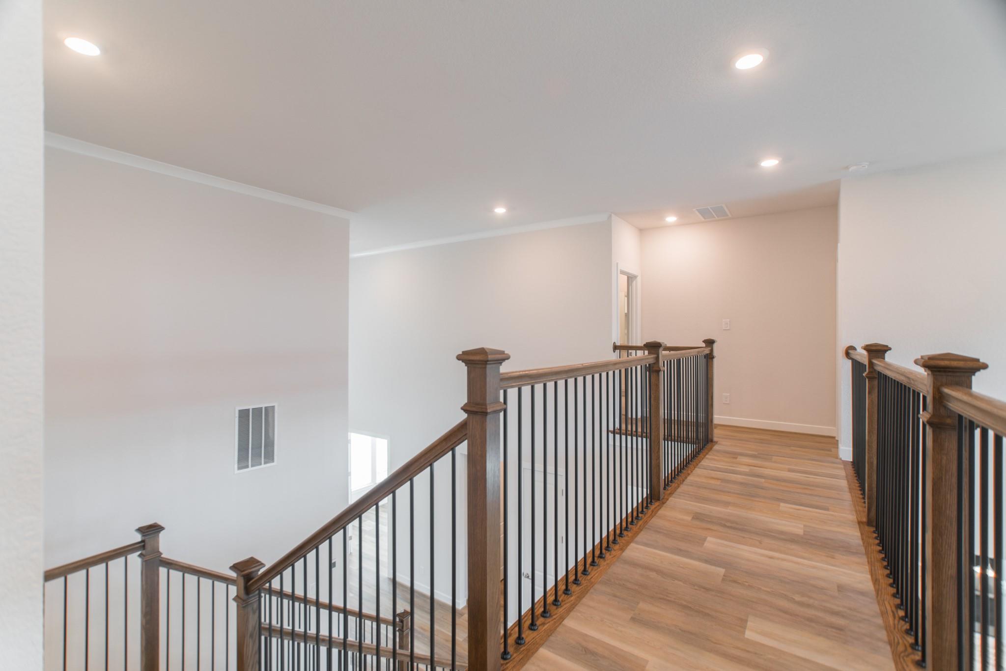 11 Mariposa Woods Drive