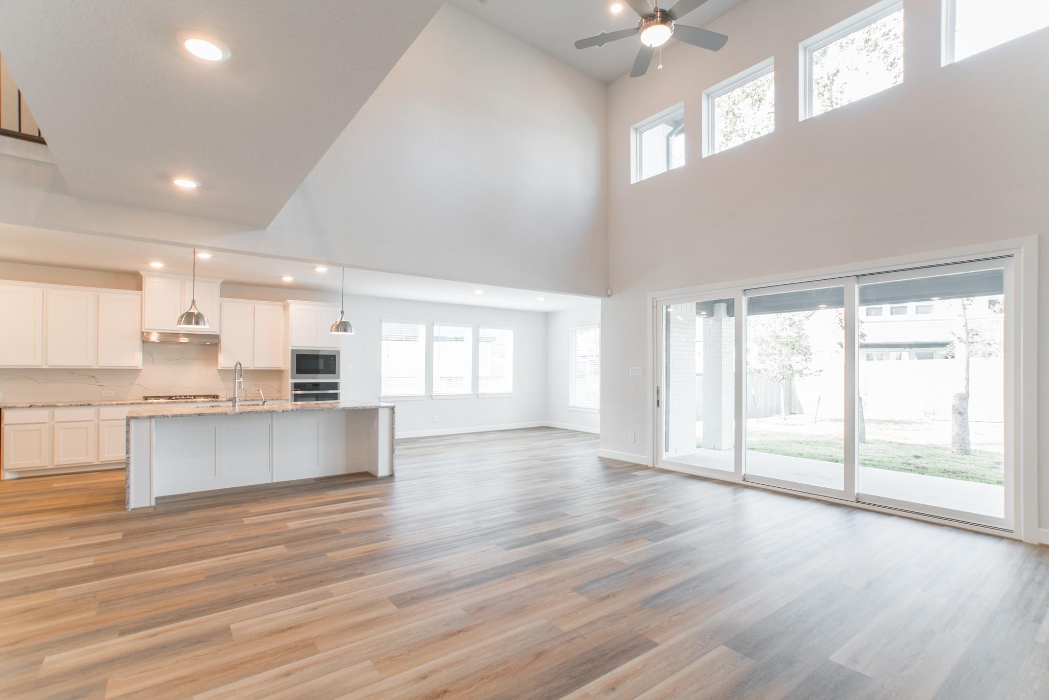 11 Mariposa Woods Drive