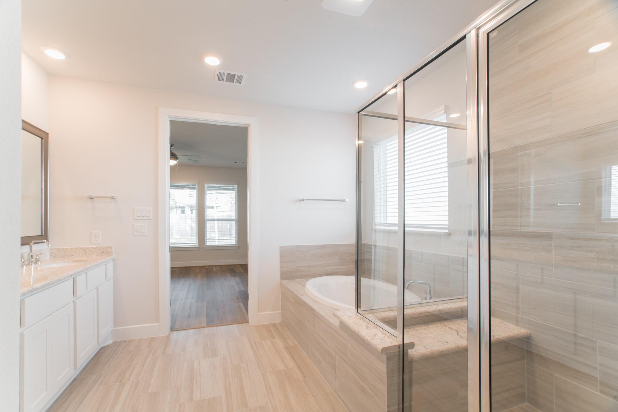 11 Mariposa Woods Drive