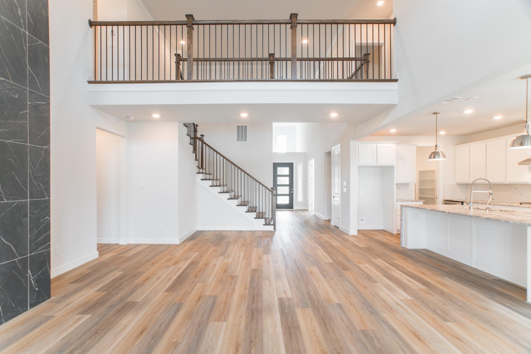 11 Mariposa Woods Drive