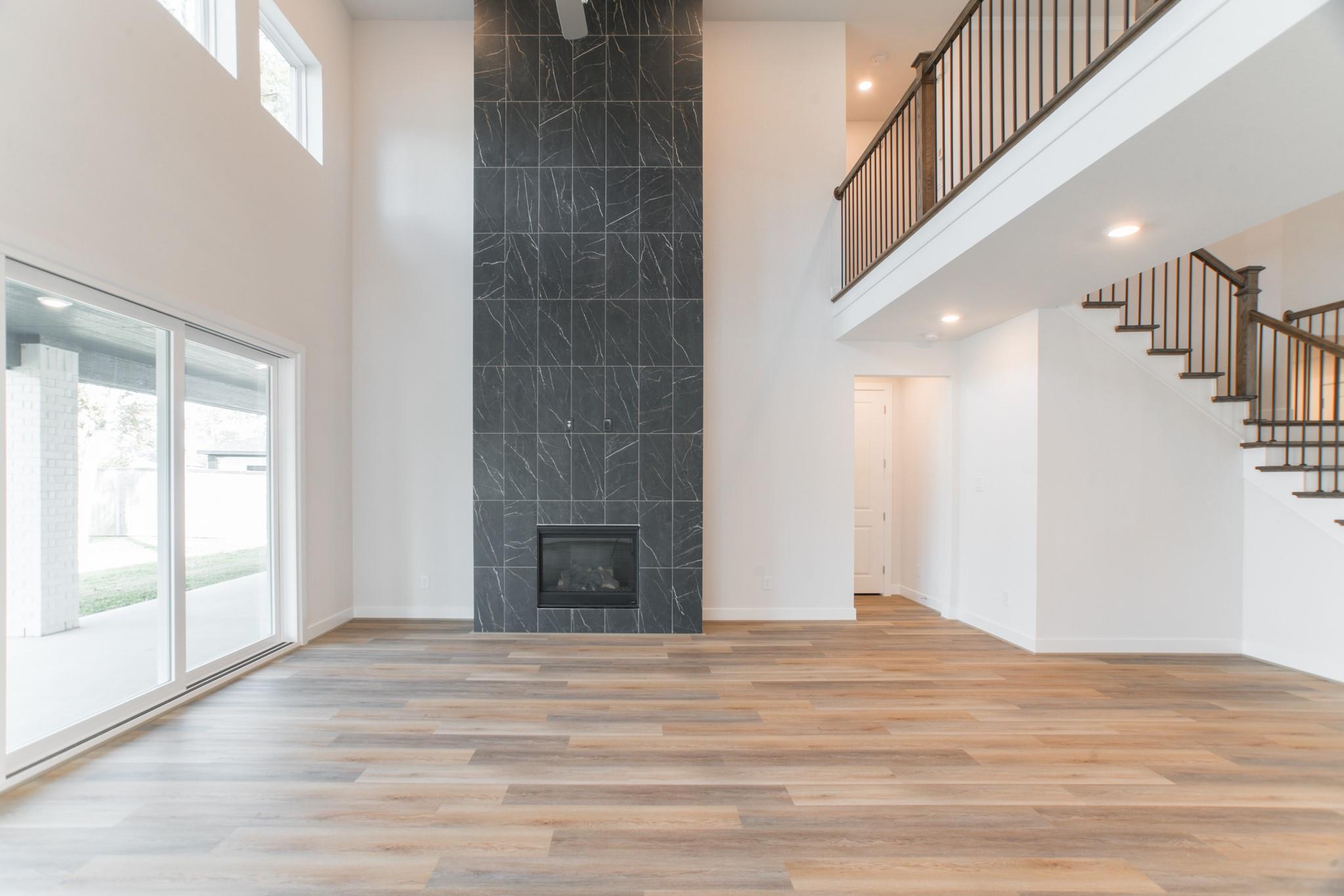 11 Mariposa Woods Drive