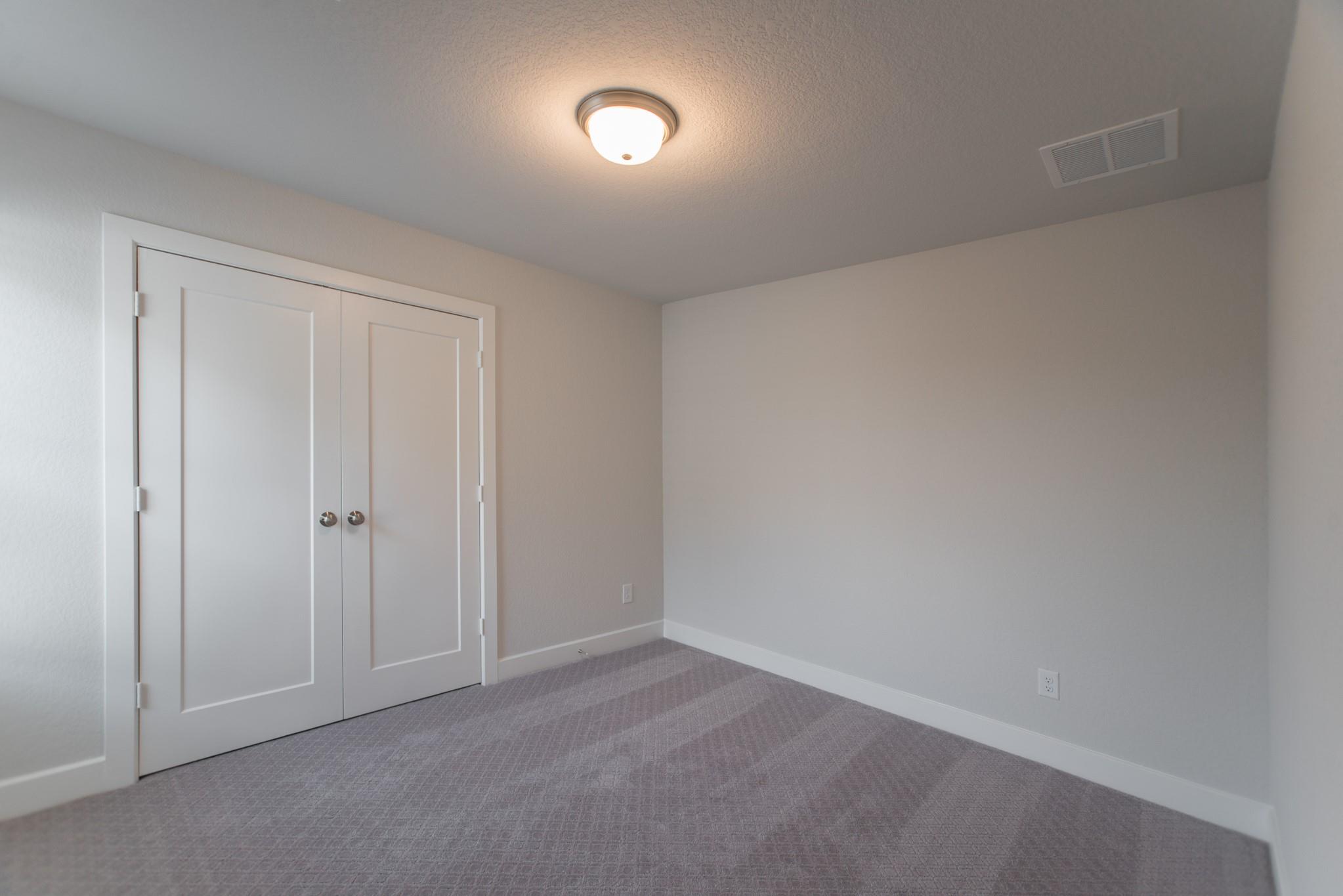 155 Renodes Garden