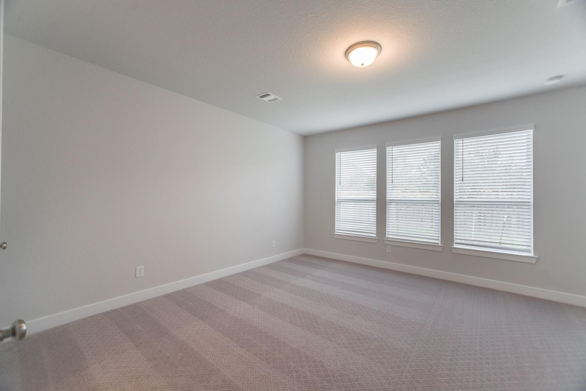 155 Renodes Garden