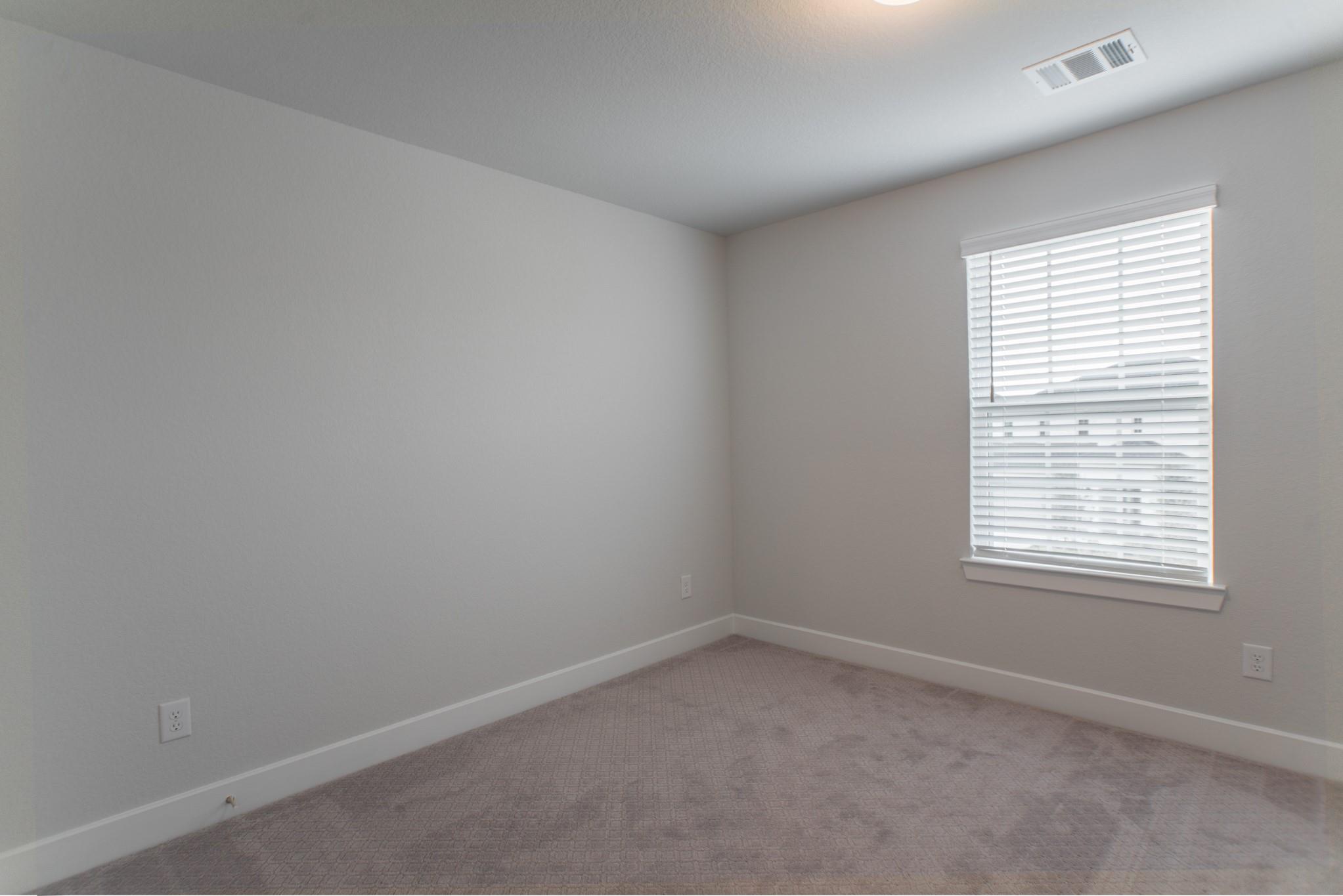 155 Renodes Garden