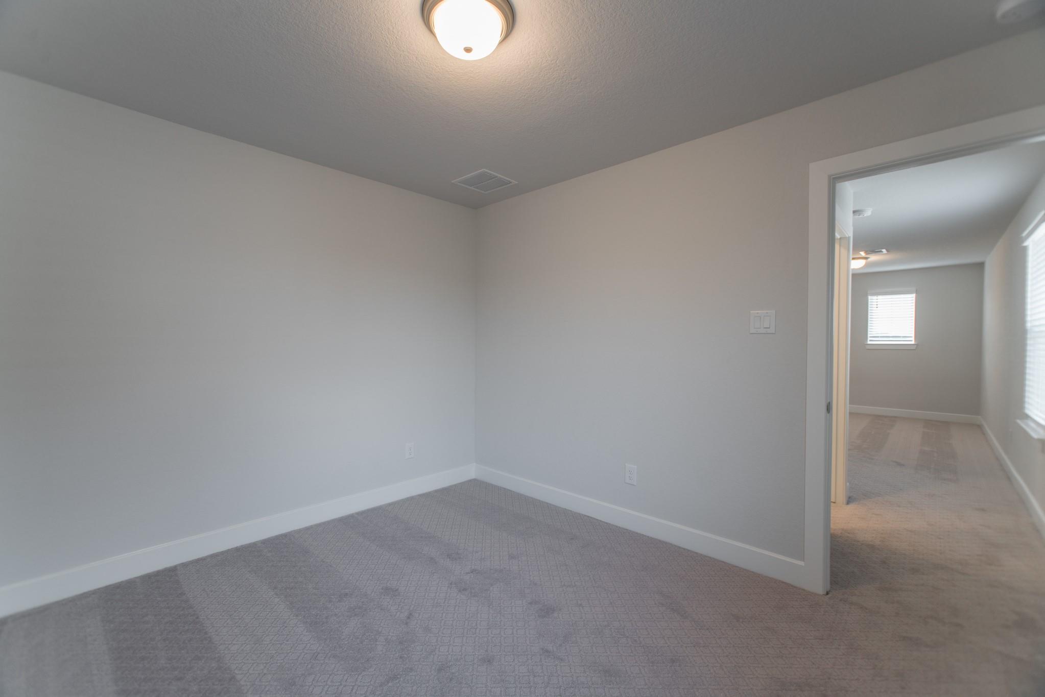 155 Renodes Garden