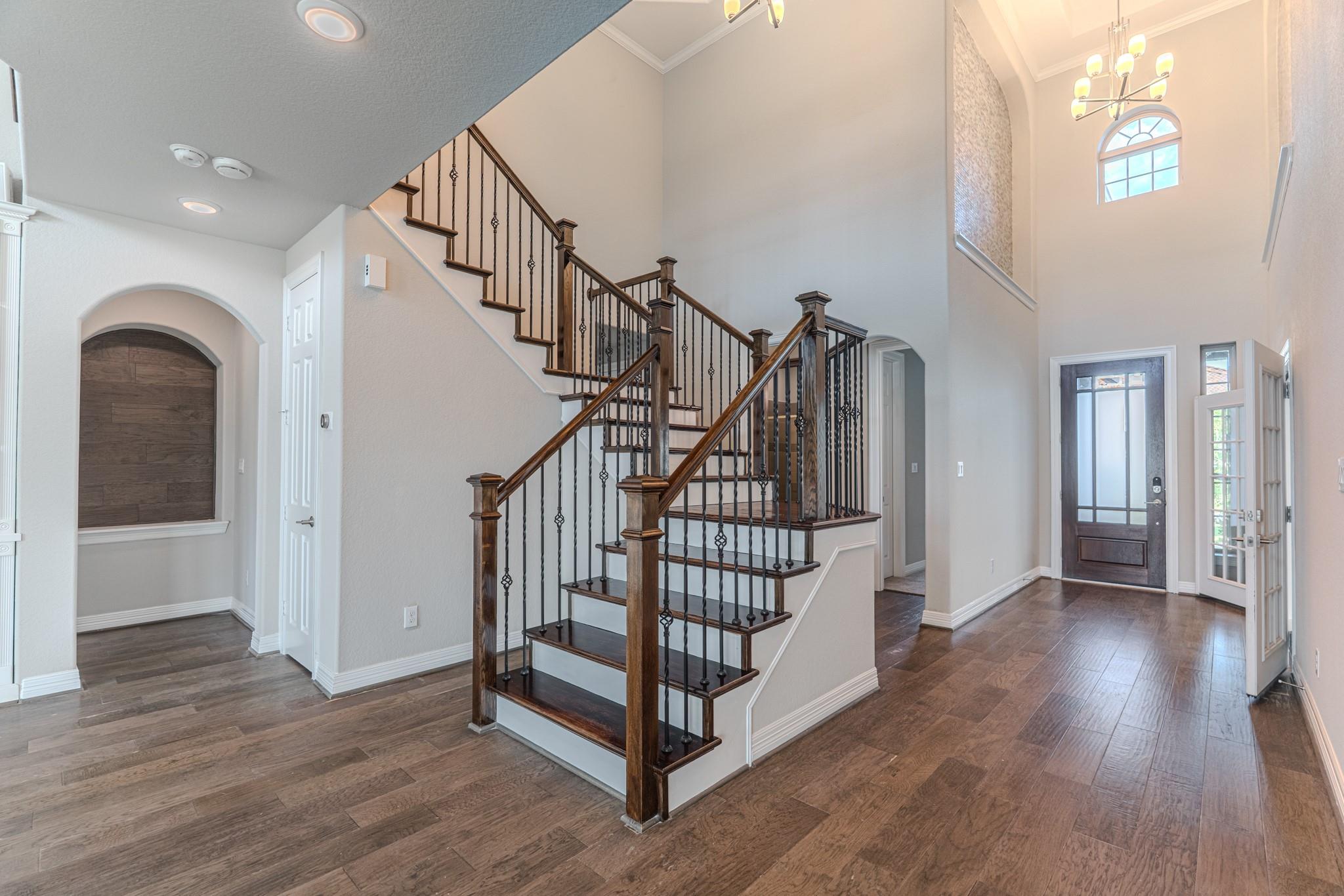 6 Winter Thicket Place