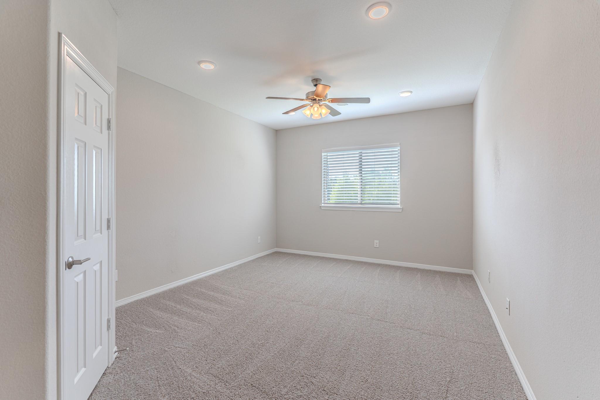 6 Winter Thicket Place