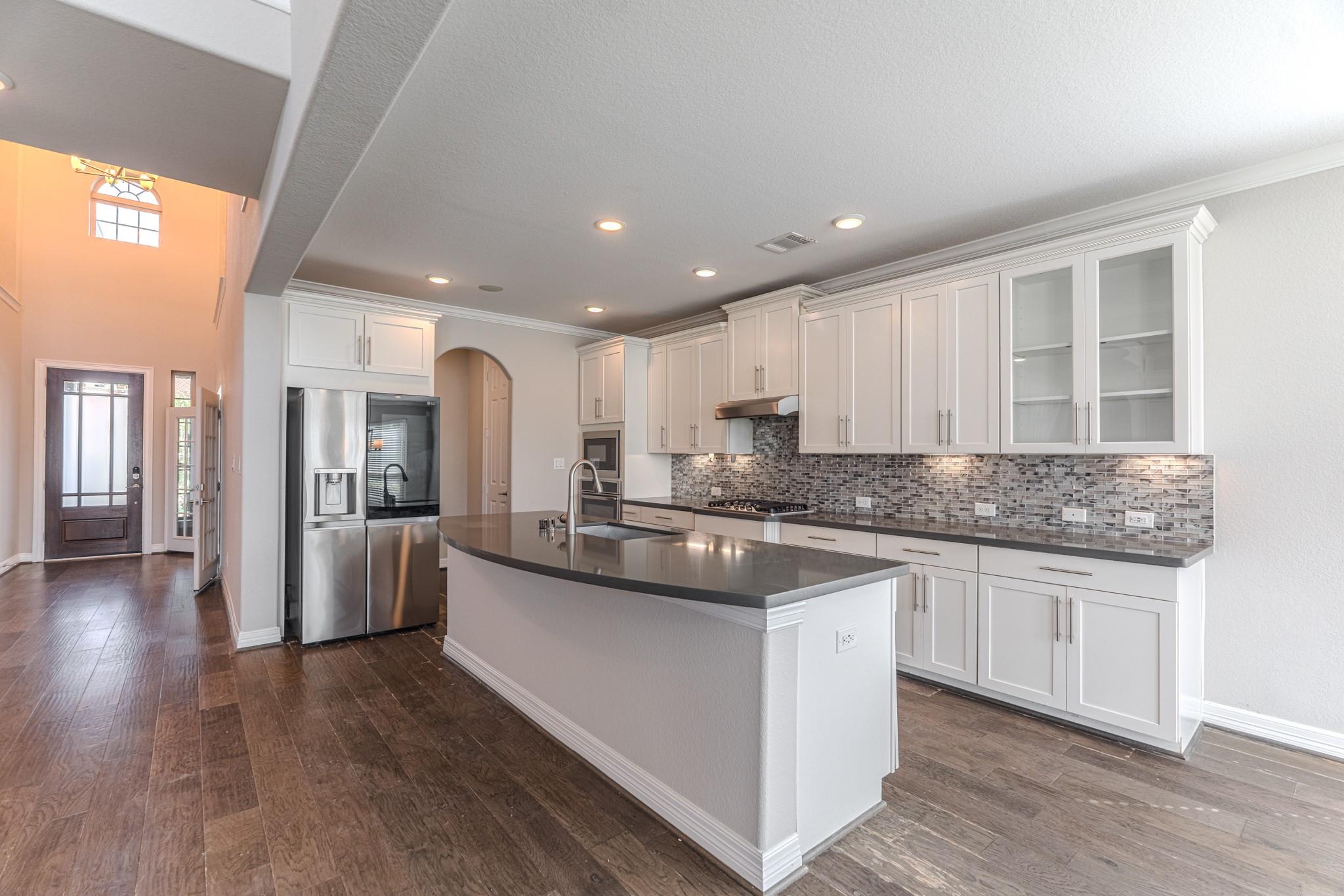 6 Winter Thicket Place