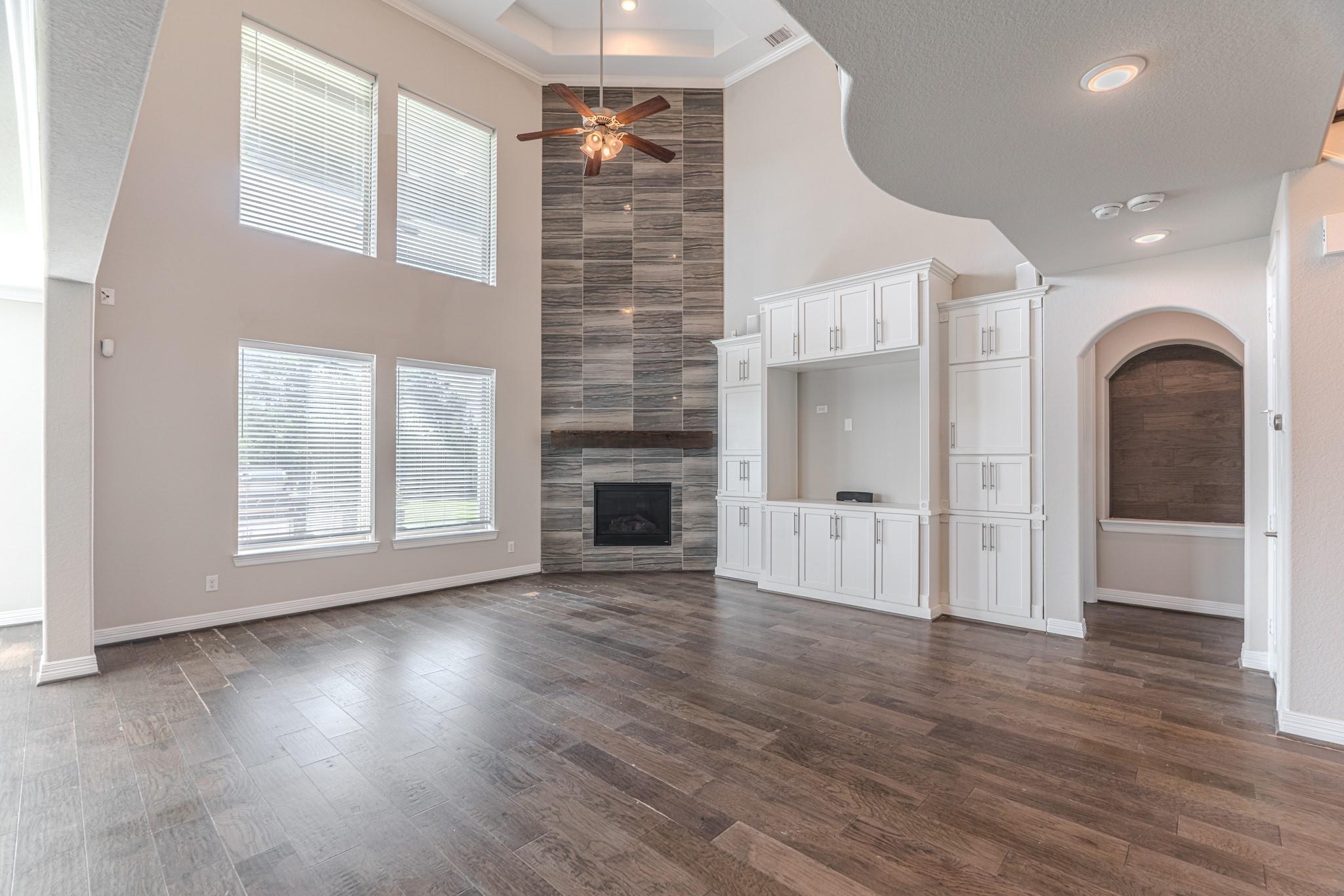 6 Winter Thicket Place