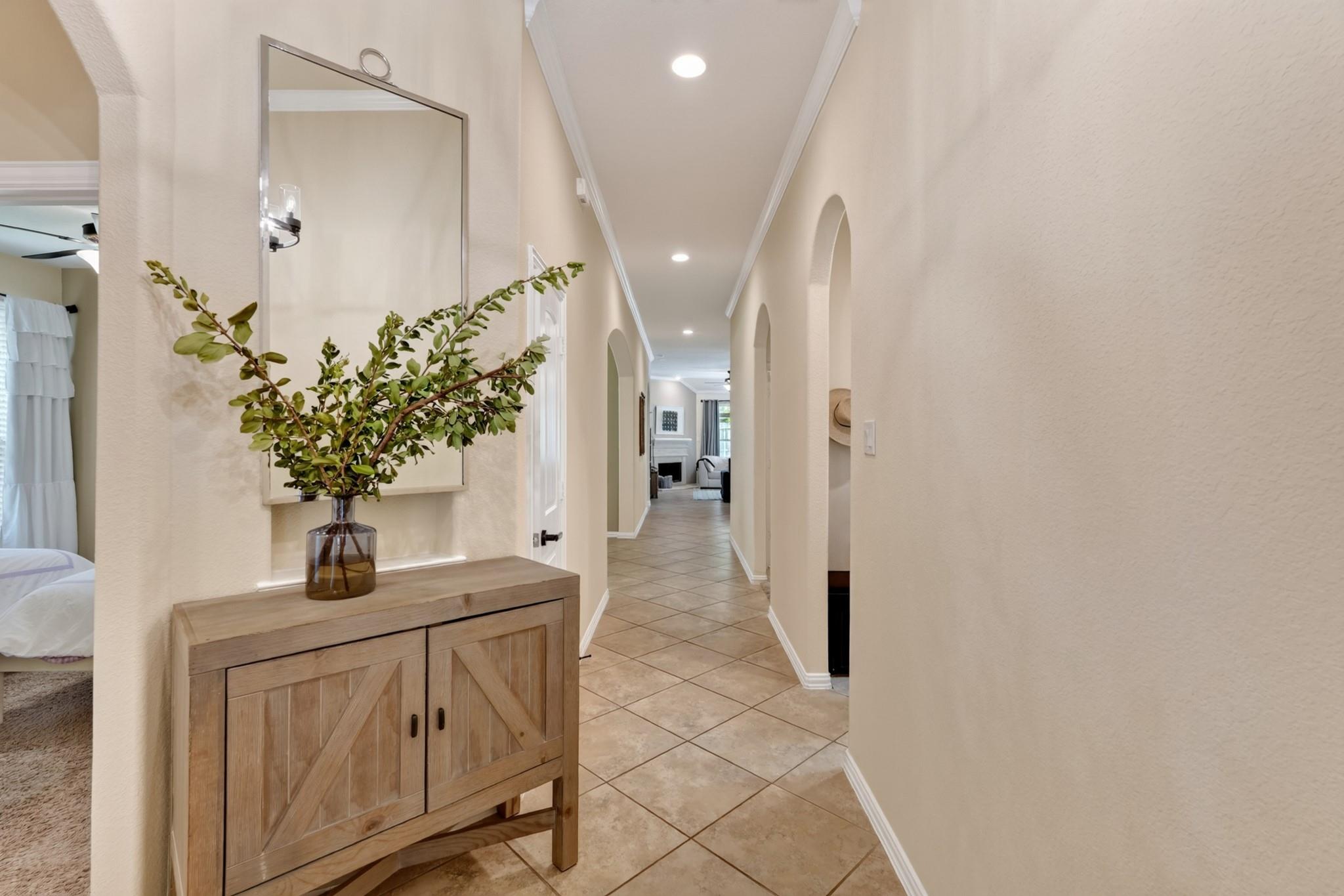 2 Arrowfeather Place