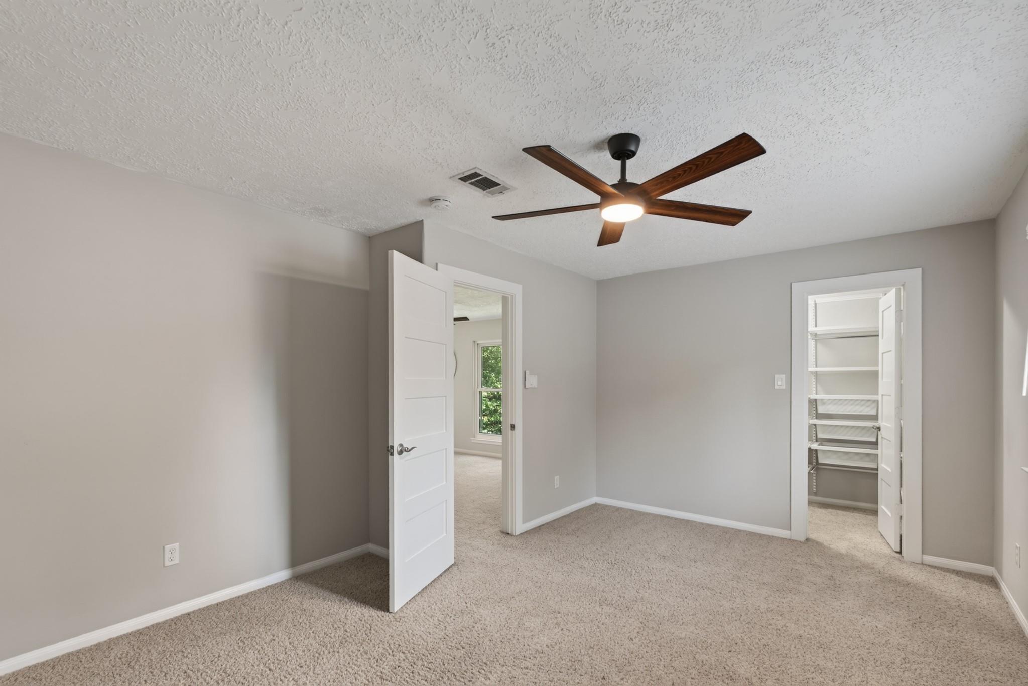 1 N Birchcane Court