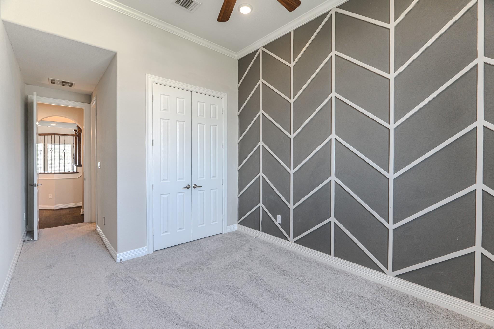 6 Winter Thicket Place