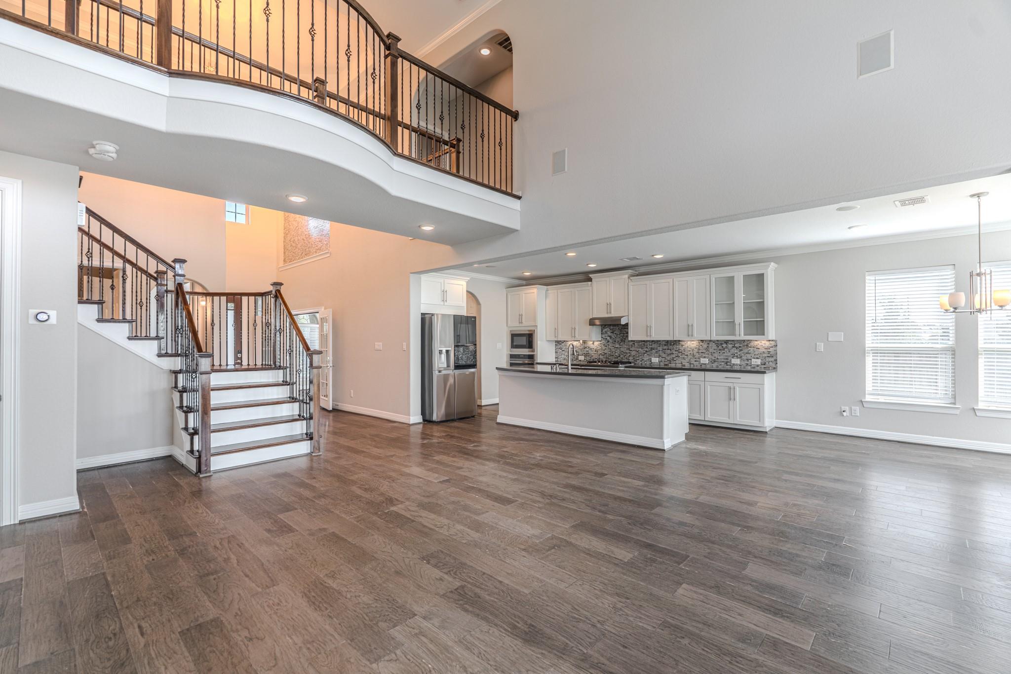 6 Winter Thicket Place