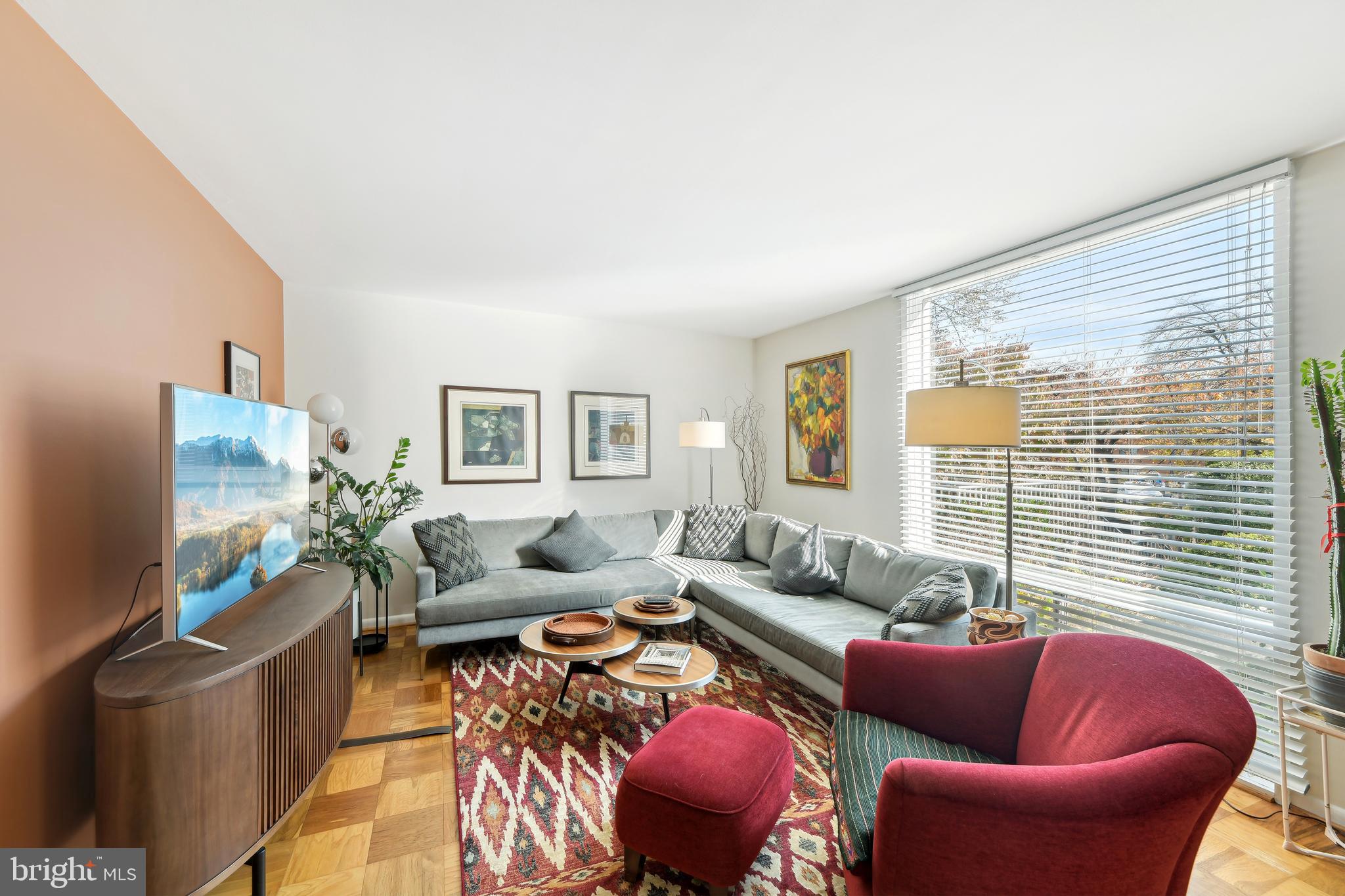 4985 BATTERY LANE 4985