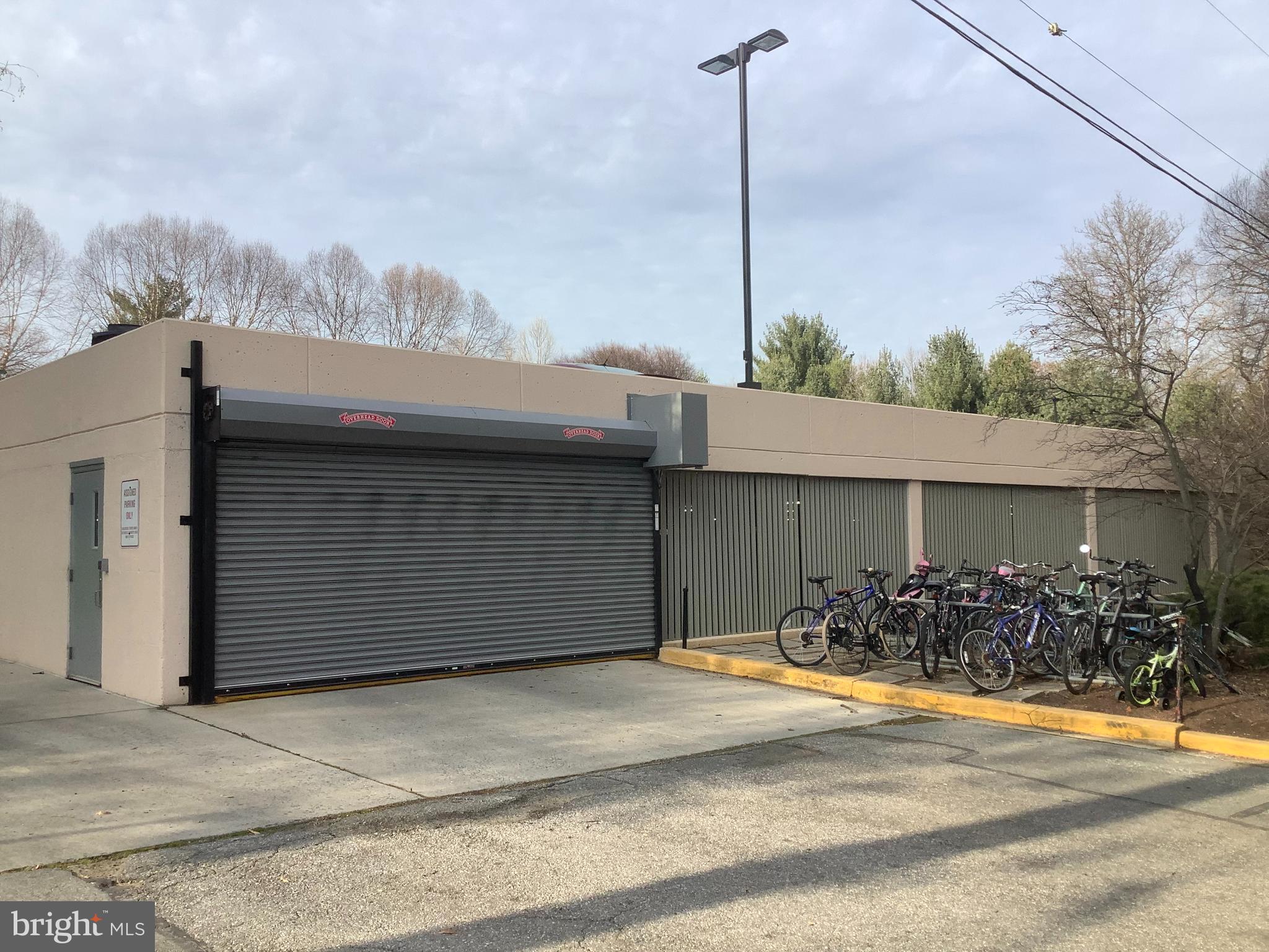 4985 BATTERY LANE 4985