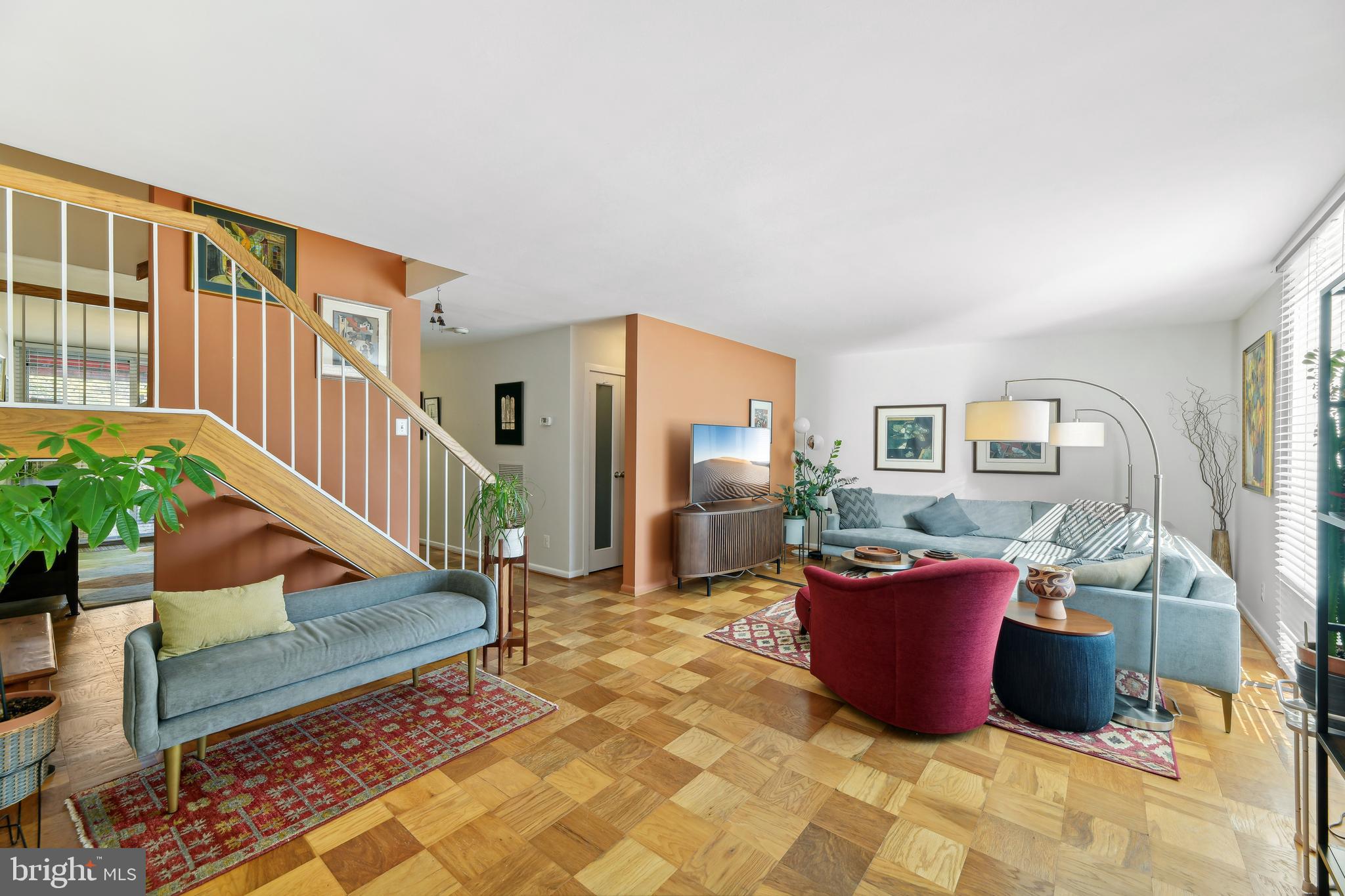 4985 BATTERY LANE 4985