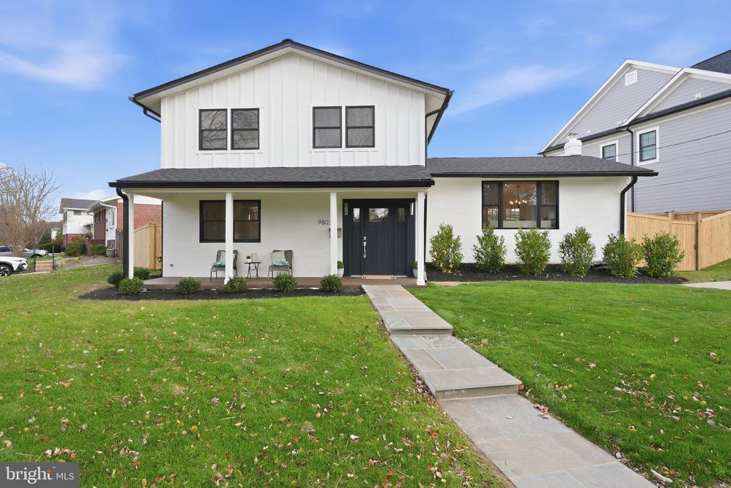 9803 DE PAUL DRIVE