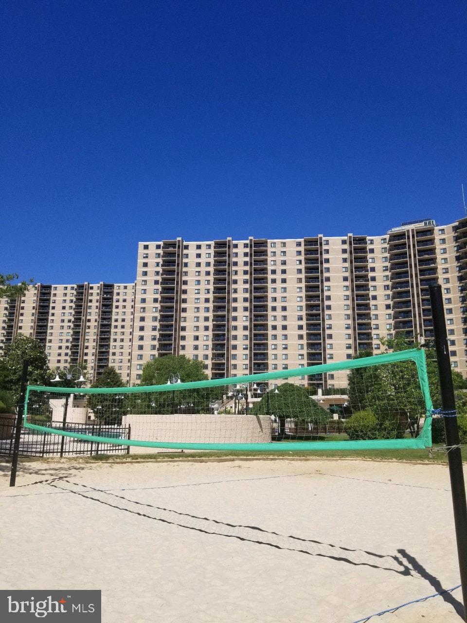 307 YOAKUM PARKWAY 302