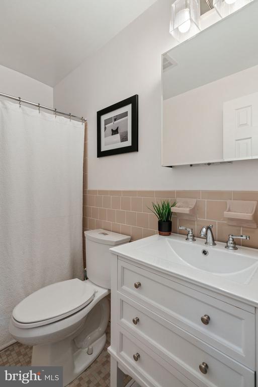2737 WELCOME DRIVE