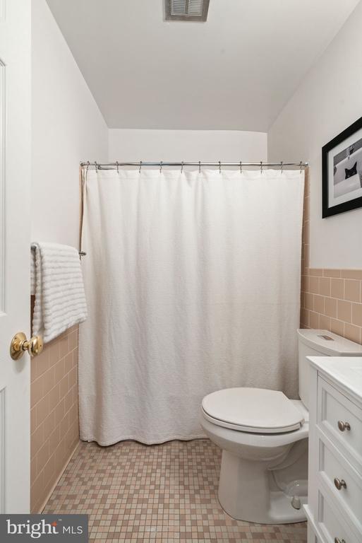 2737 WELCOME DRIVE