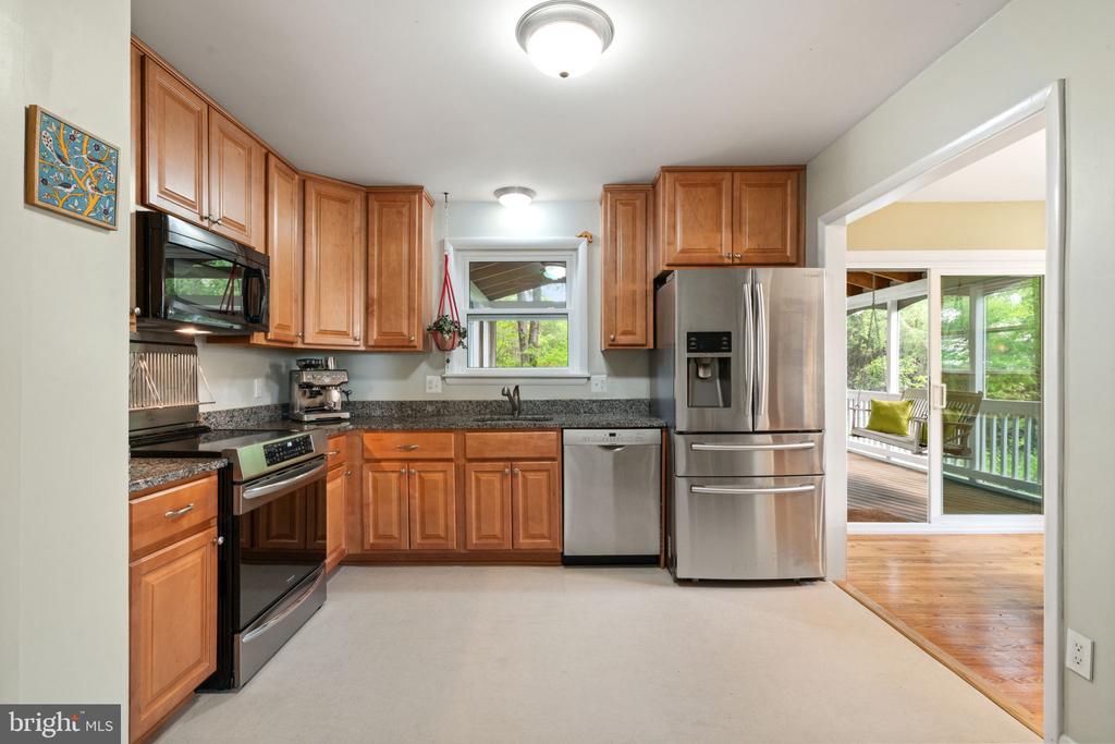 2737 WELCOME DRIVE