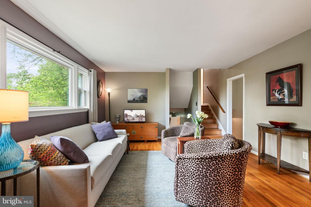 2737 WELCOME DRIVE