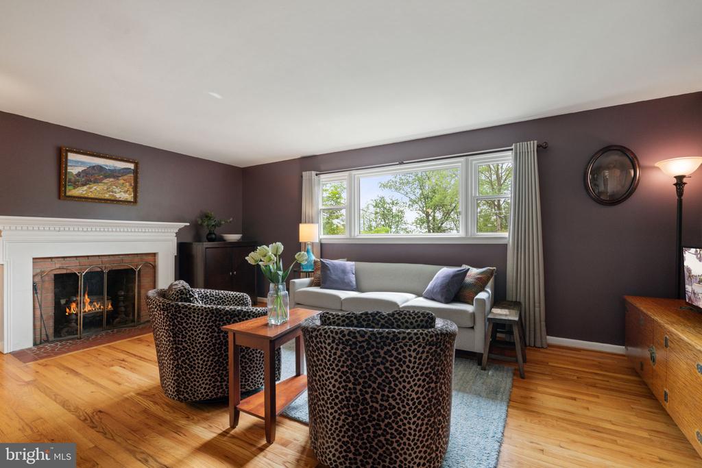 2737 WELCOME DRIVE