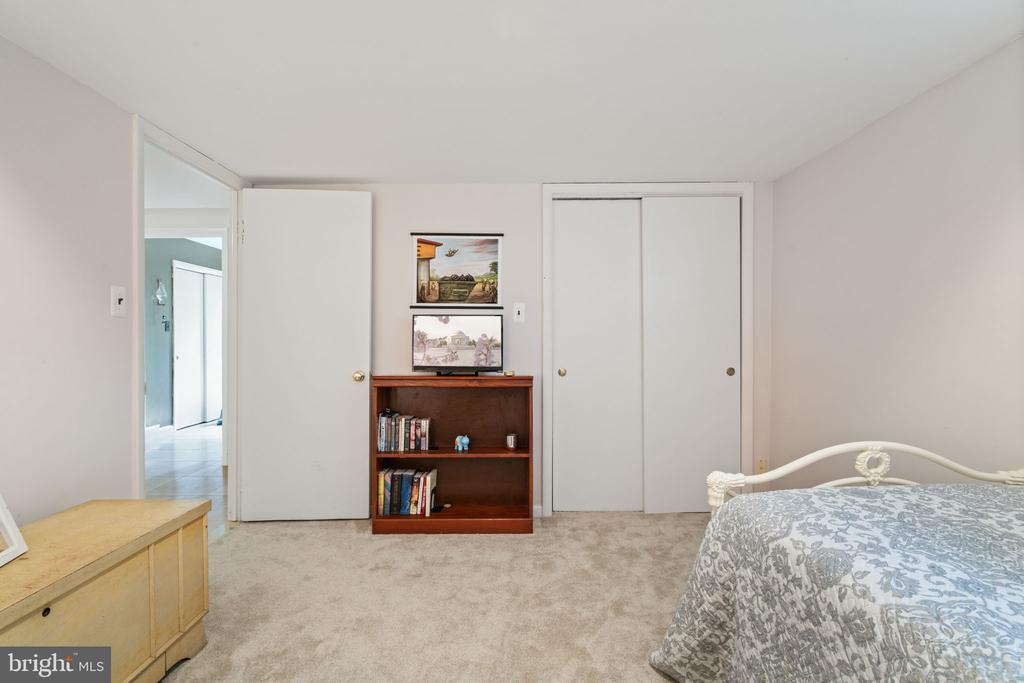 2737 WELCOME DRIVE