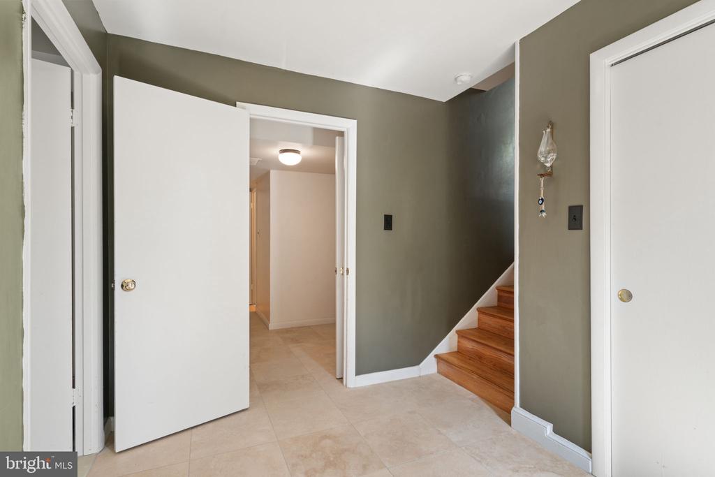 2737 WELCOME DRIVE