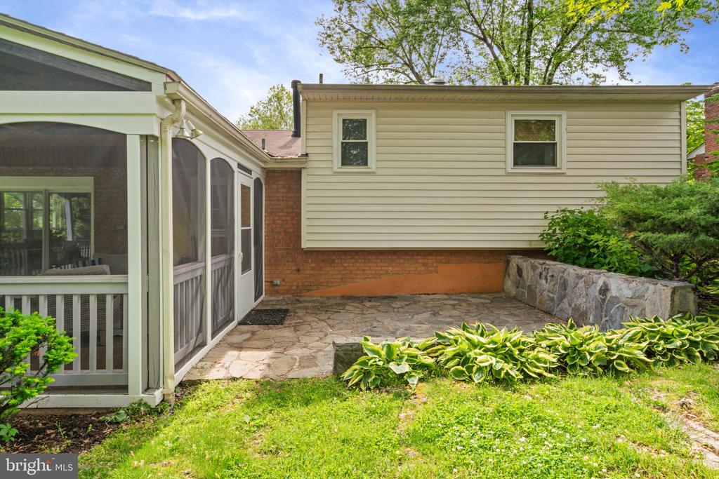 2737 WELCOME DRIVE