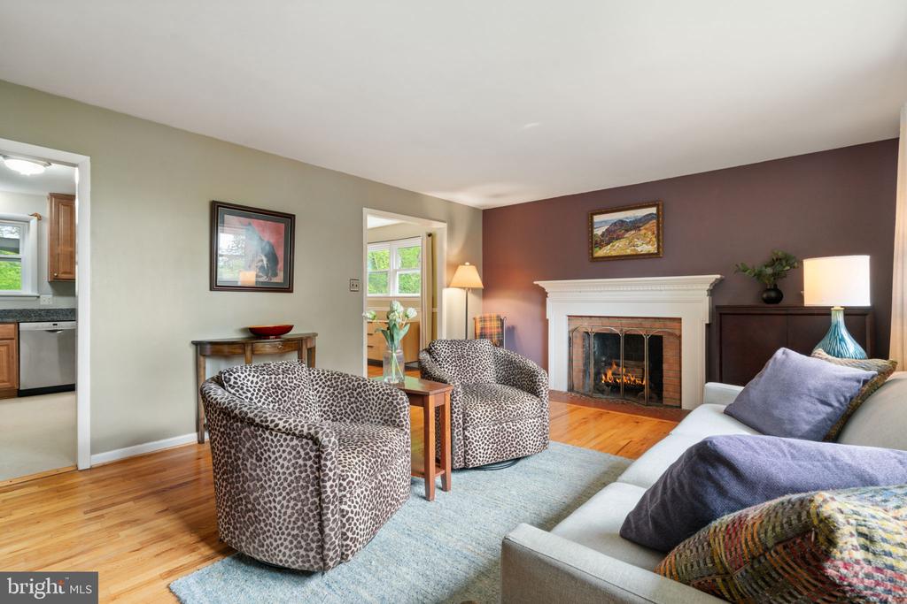 2737 WELCOME DRIVE