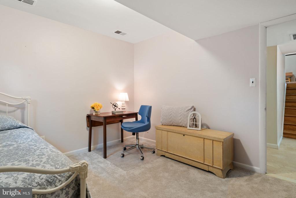 2737 WELCOME DRIVE