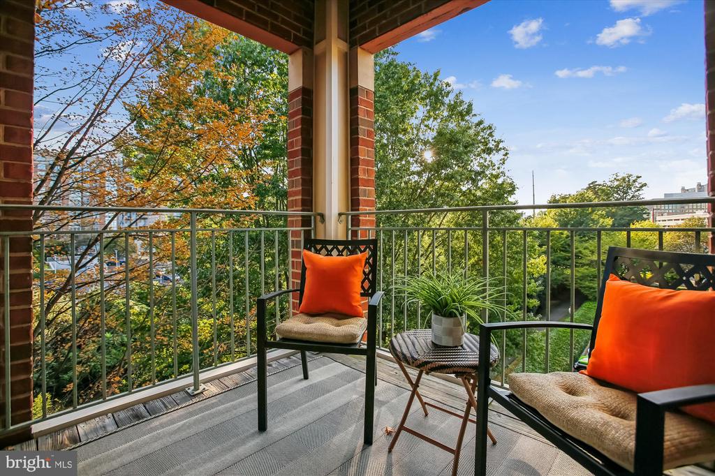1855 STRATFORD PARK PLACE 312