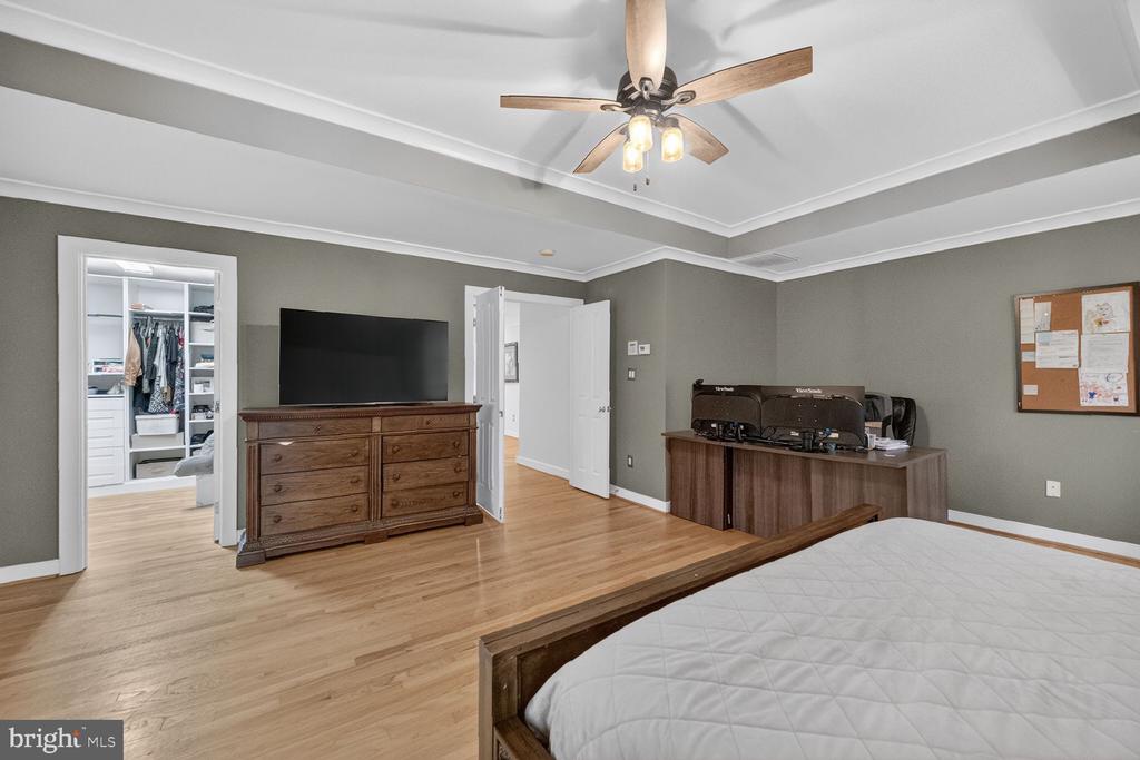 303 TALAHI ROAD SE