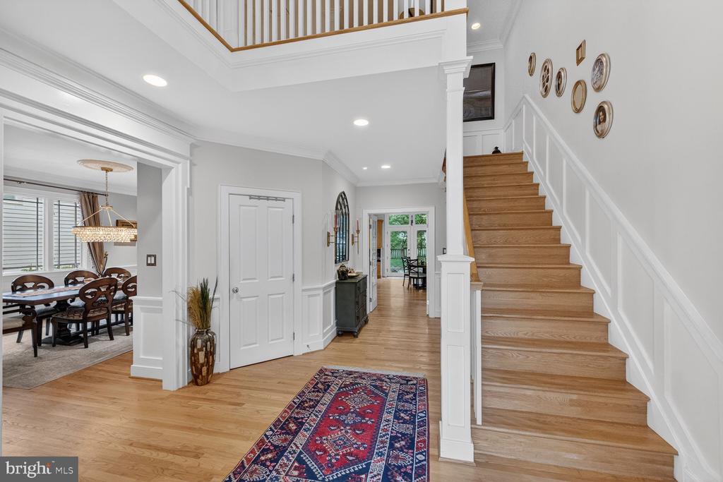 303 TALAHI ROAD SE