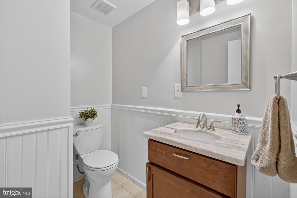 6409 OLD DOMINION DRIVE
