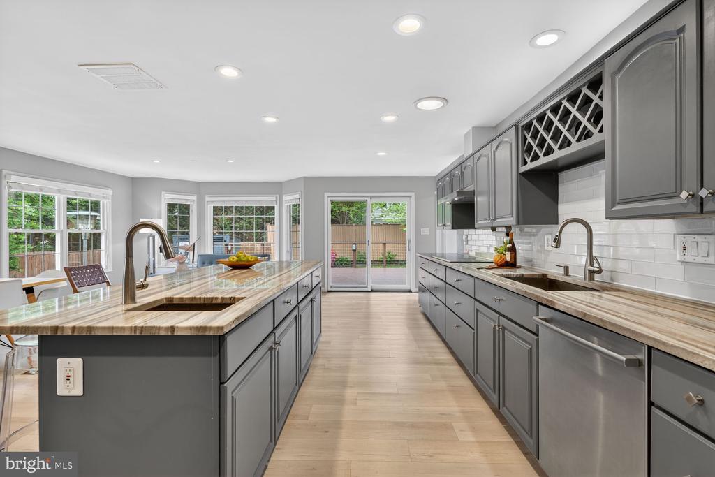 6409 OLD DOMINION DRIVE