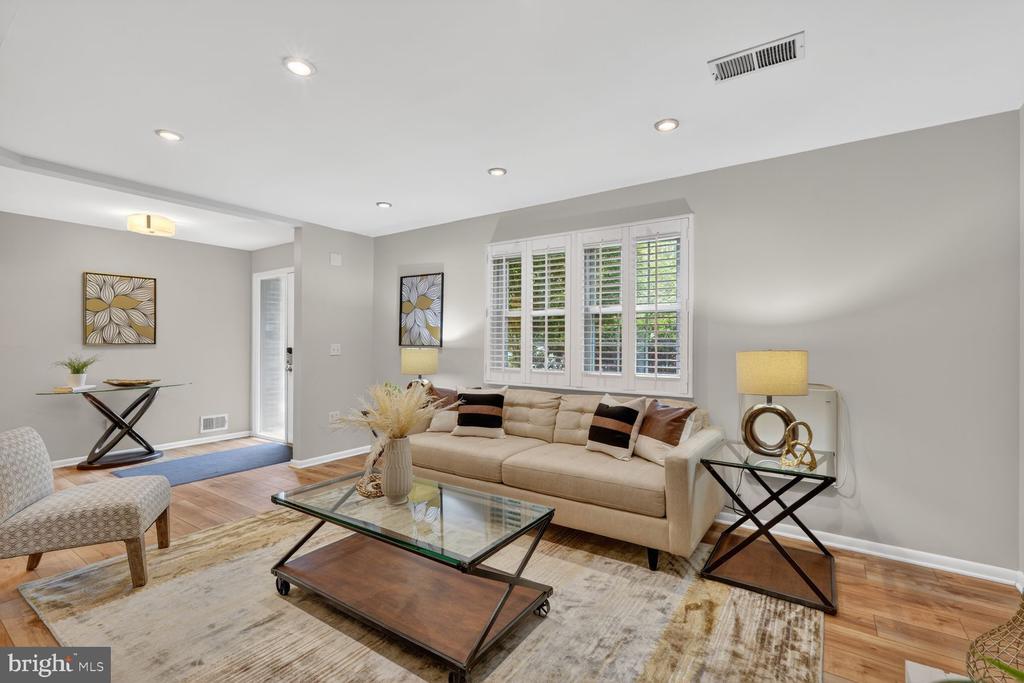 6409 OLD DOMINION DRIVE