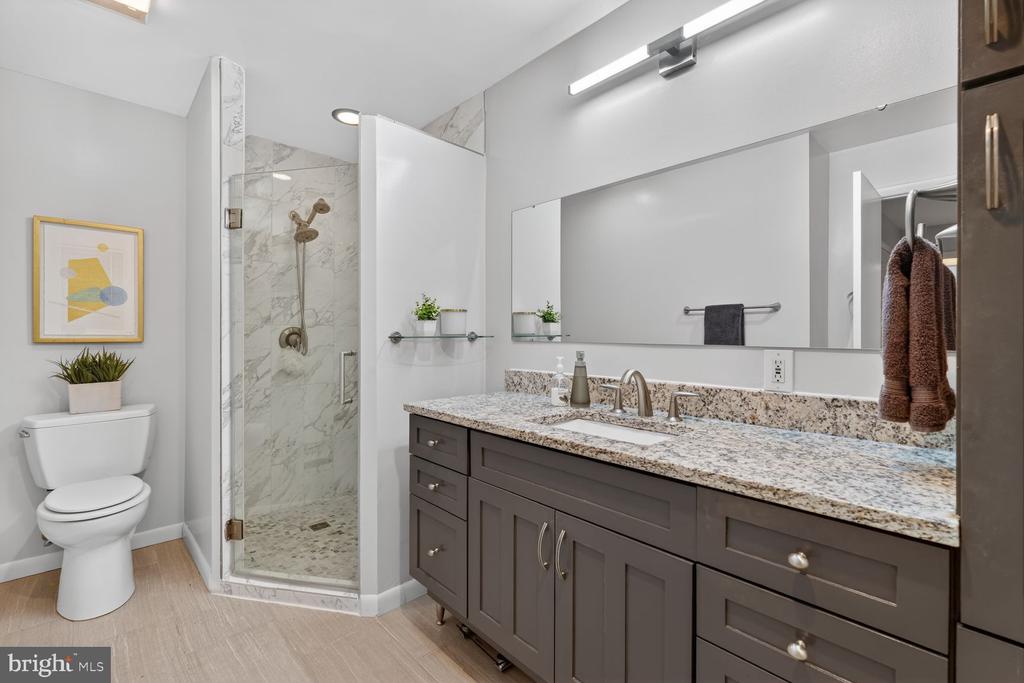 6409 OLD DOMINION DRIVE