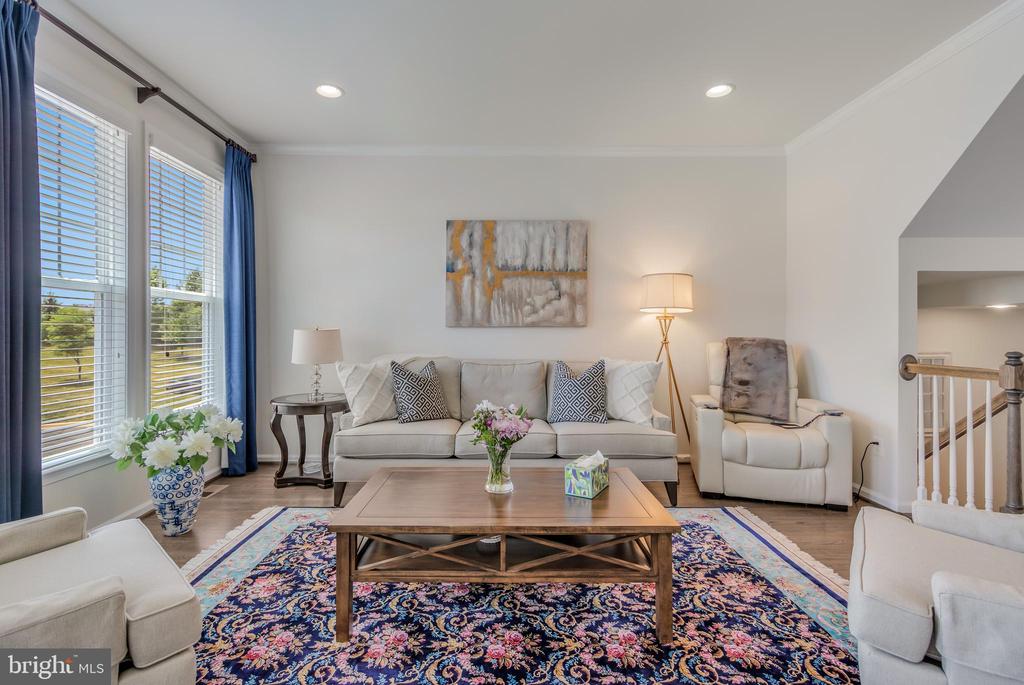 43284 NOVI TERRACE