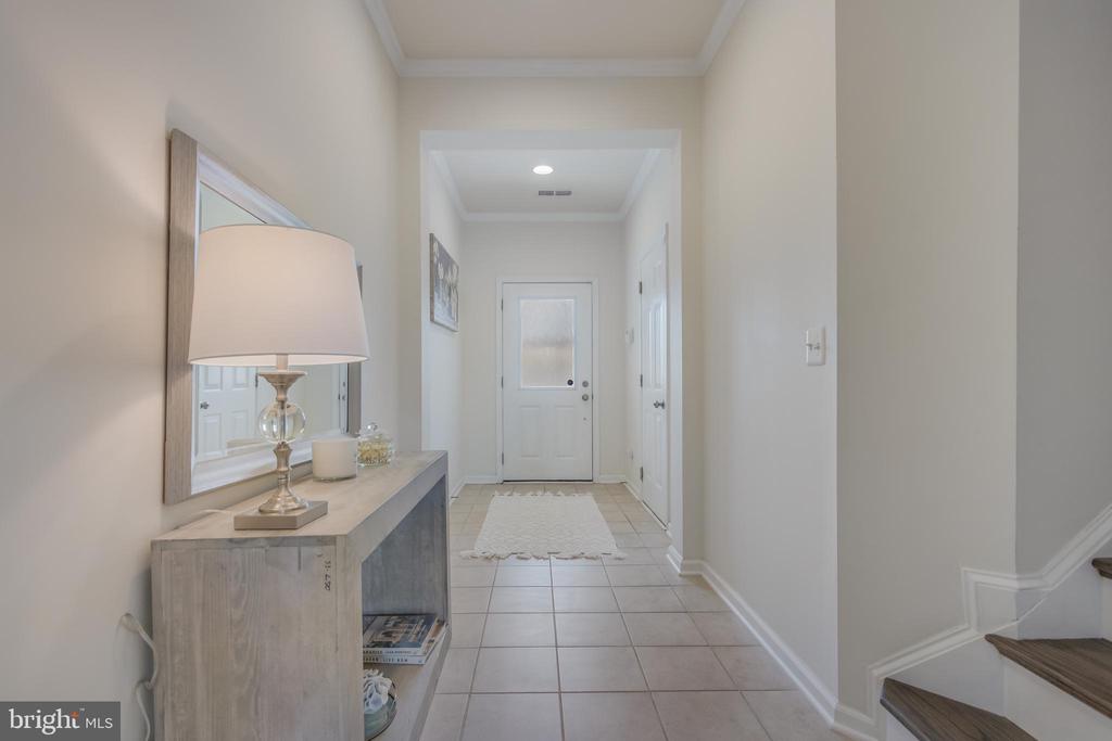 43284 NOVI TERRACE