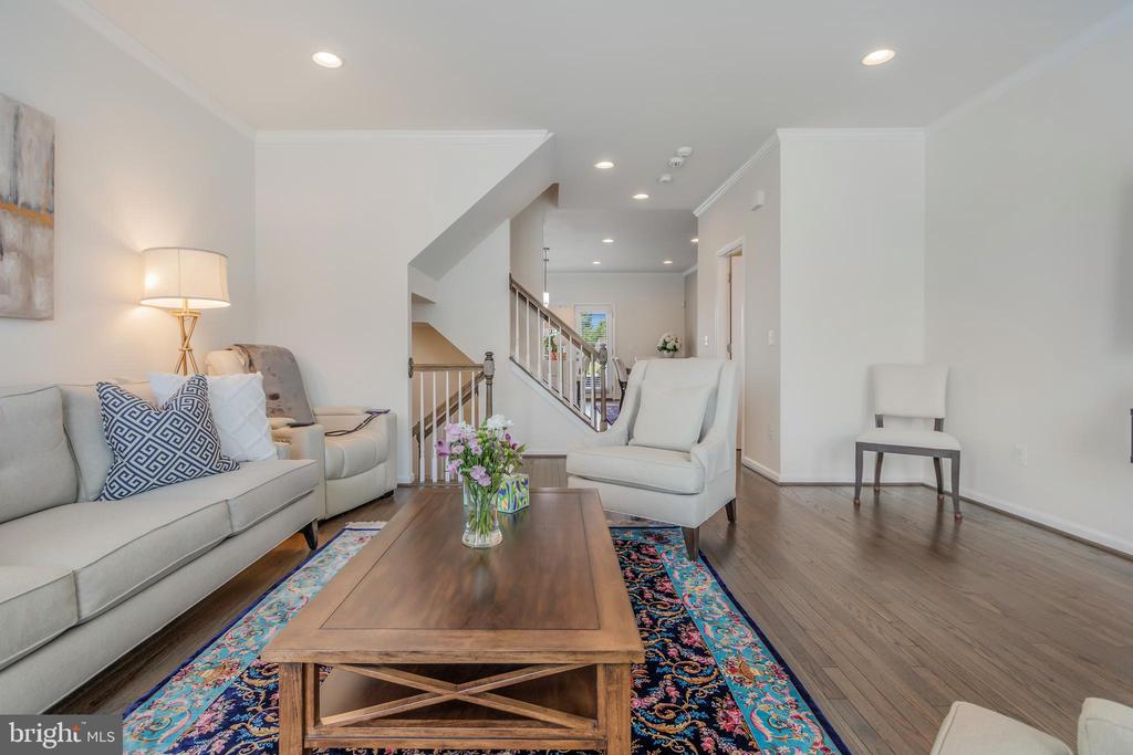 43284 NOVI TERRACE