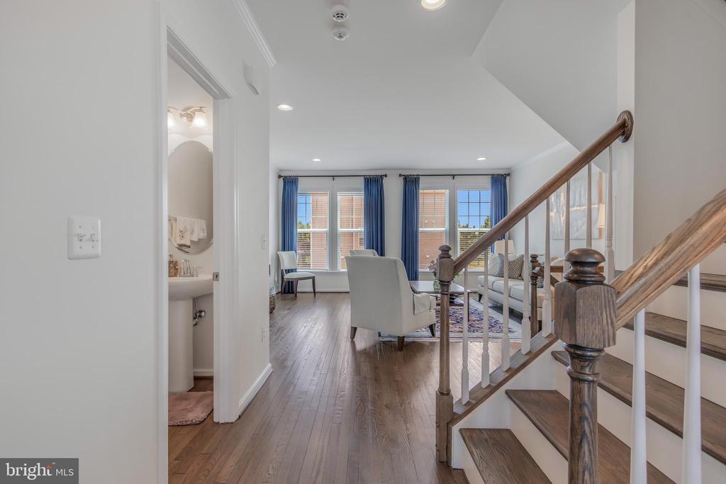 43284 NOVI TERRACE
