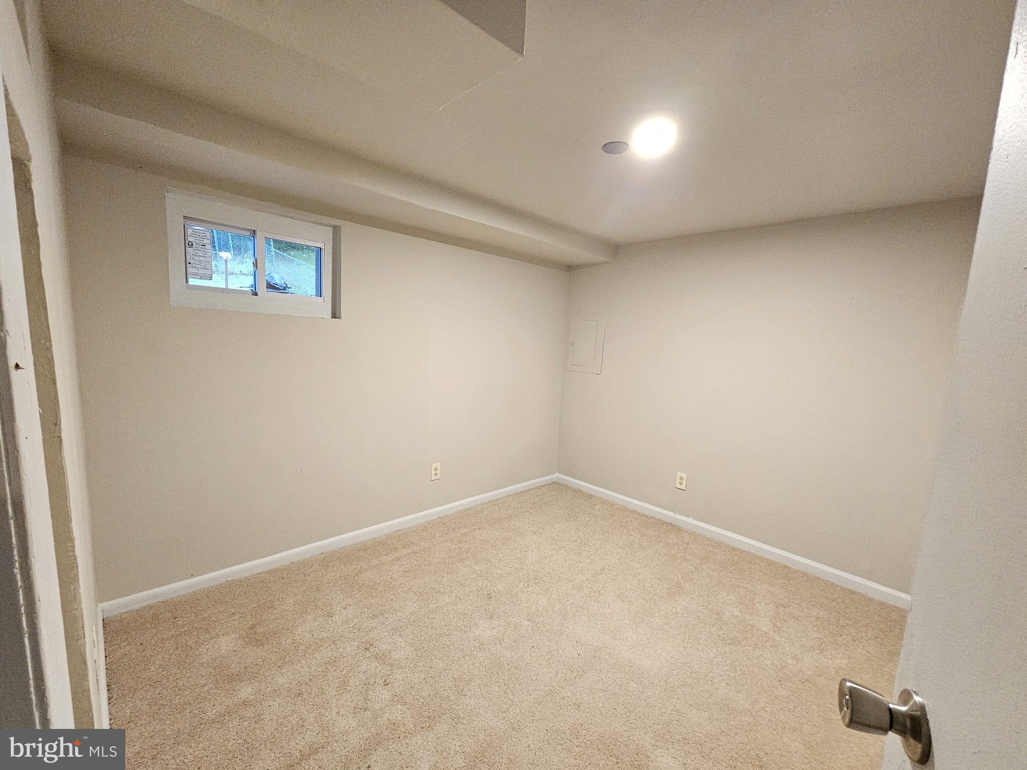 14398 STELLA COURT