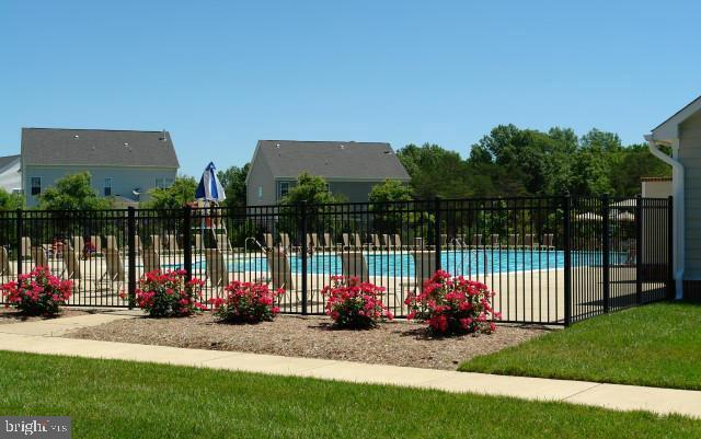 6899 BOOTHE LANE