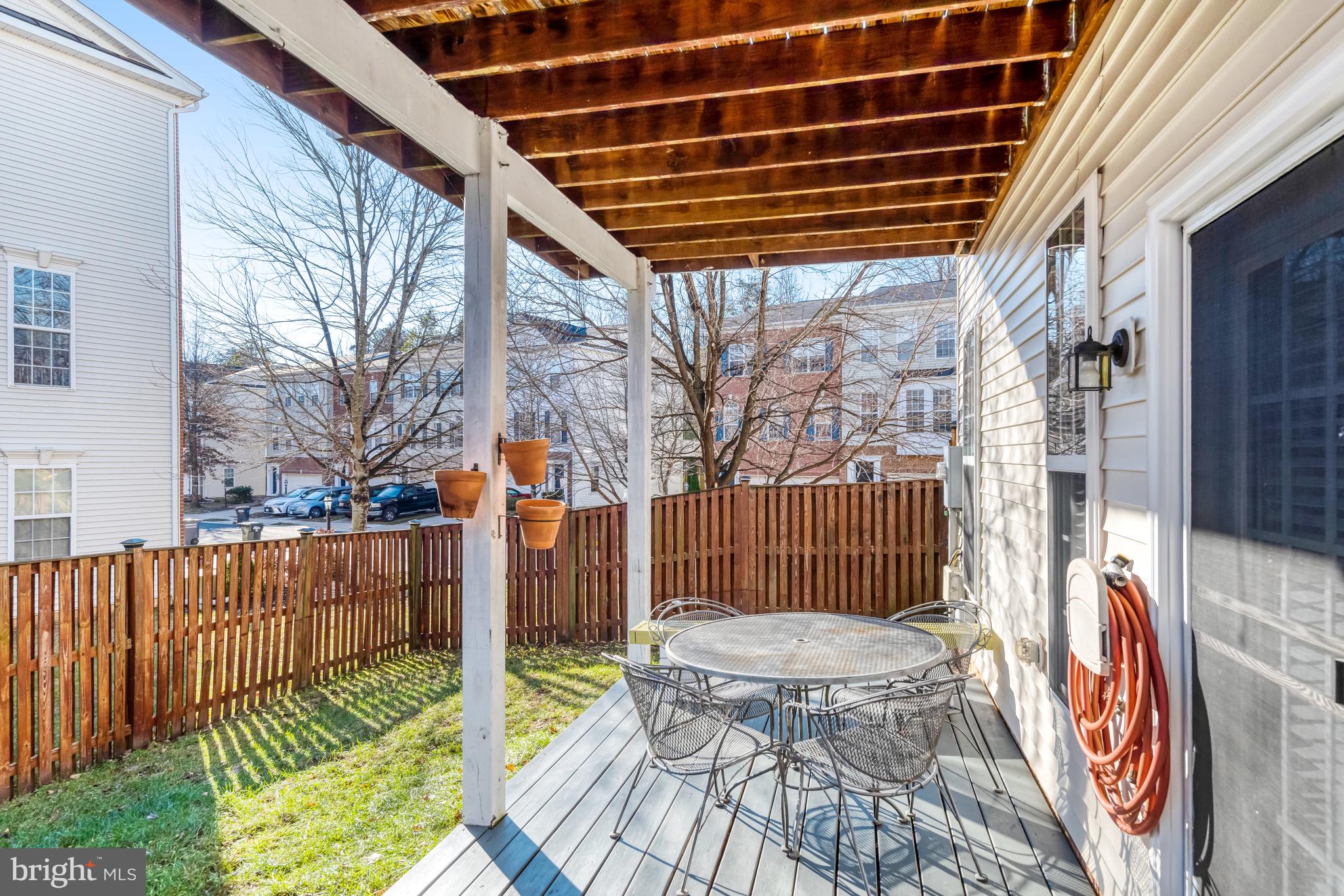 6899 BOOTHE LANE
